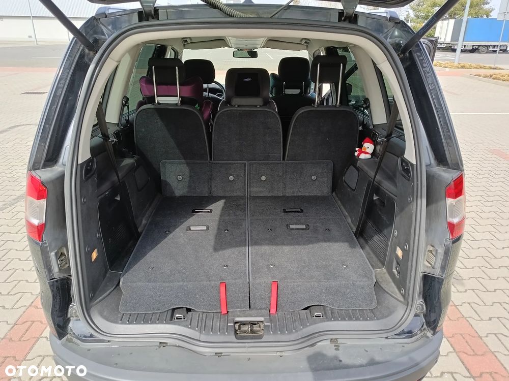 Ford Galaxy 2.0 T Ghia - 17