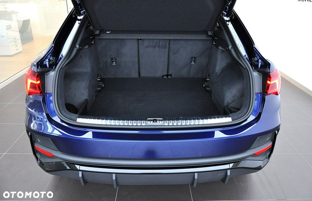 Audi Q3 Sportback - 10