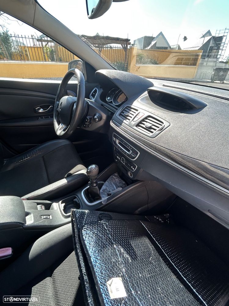 Renault Mégane Sport Tourer 1.5 dCi Dynamique - 5