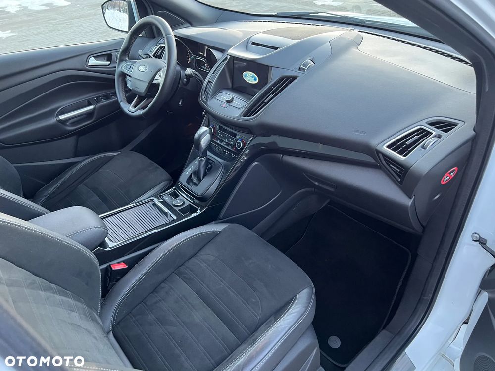 Ford Kuga 1.5 EcoBoost 4x4 ST-Line - 17