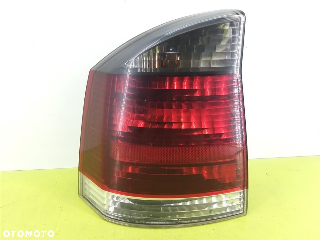 Lampa lewa tylna tył Opel Vectra C SEDAN 2002-2005 13130645 ORYGINAŁ EUROPA - 1