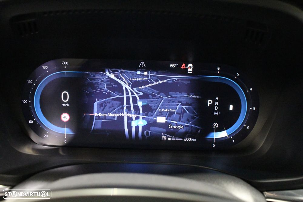 Volvo XC 60 2.0 B4 Momentum Plus Geartronic - 25
