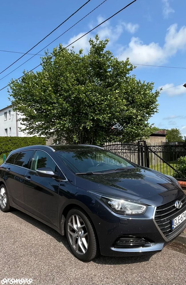 Hyundai i40 Kombi blue 1.7 CRDi Premium - 2