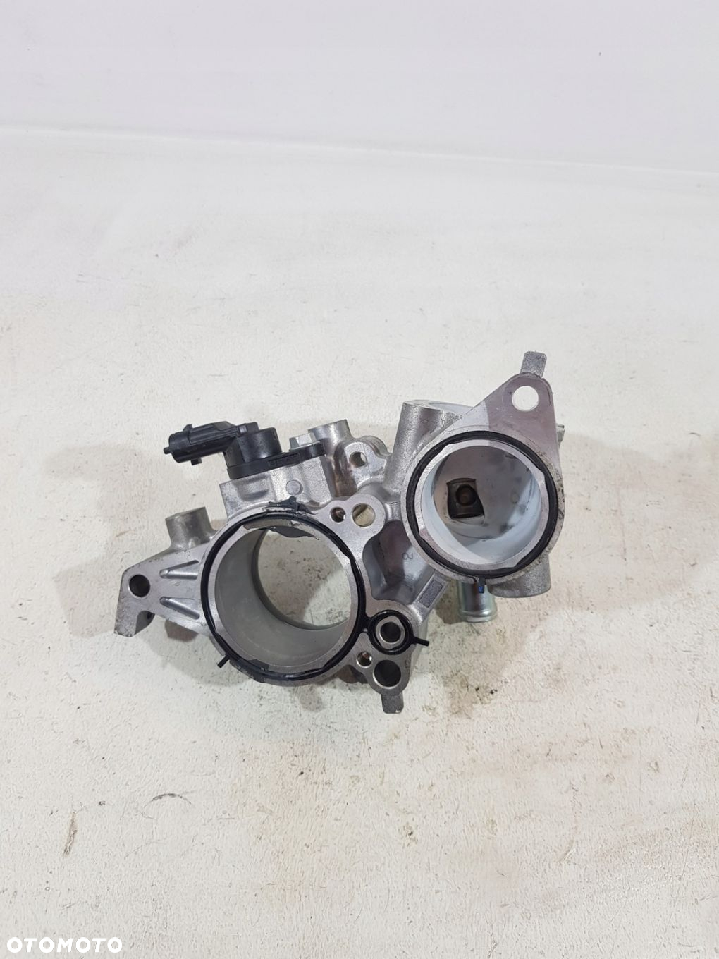 OBUDOWA TERMOSTATU 17R20430C SUZUKI SX4 SWIFT S-CROSS 1.4T K14D - 7