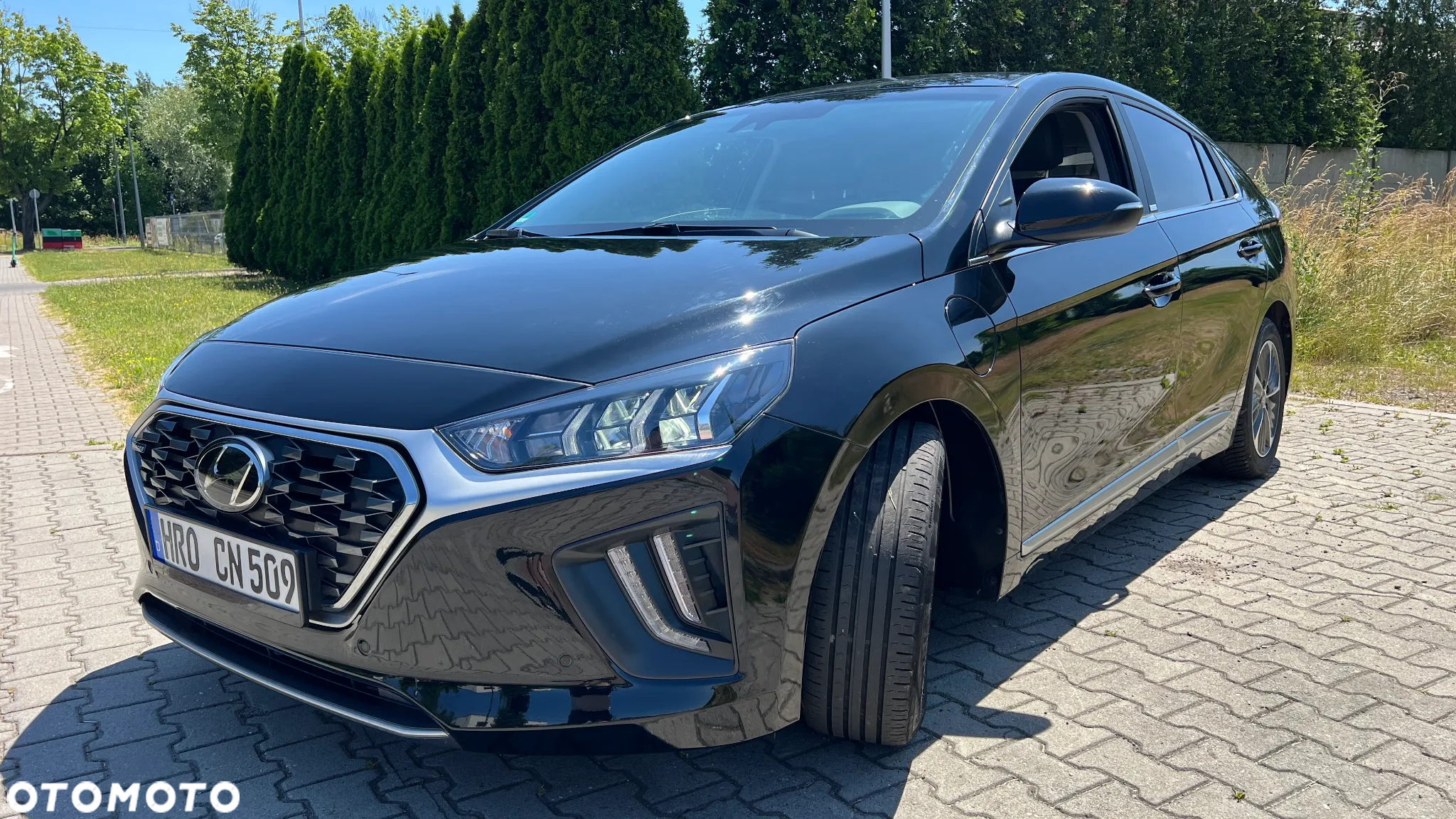 Hyundai IONIQ Plug-in-Hybrid 1.6 GDI Premium - 2