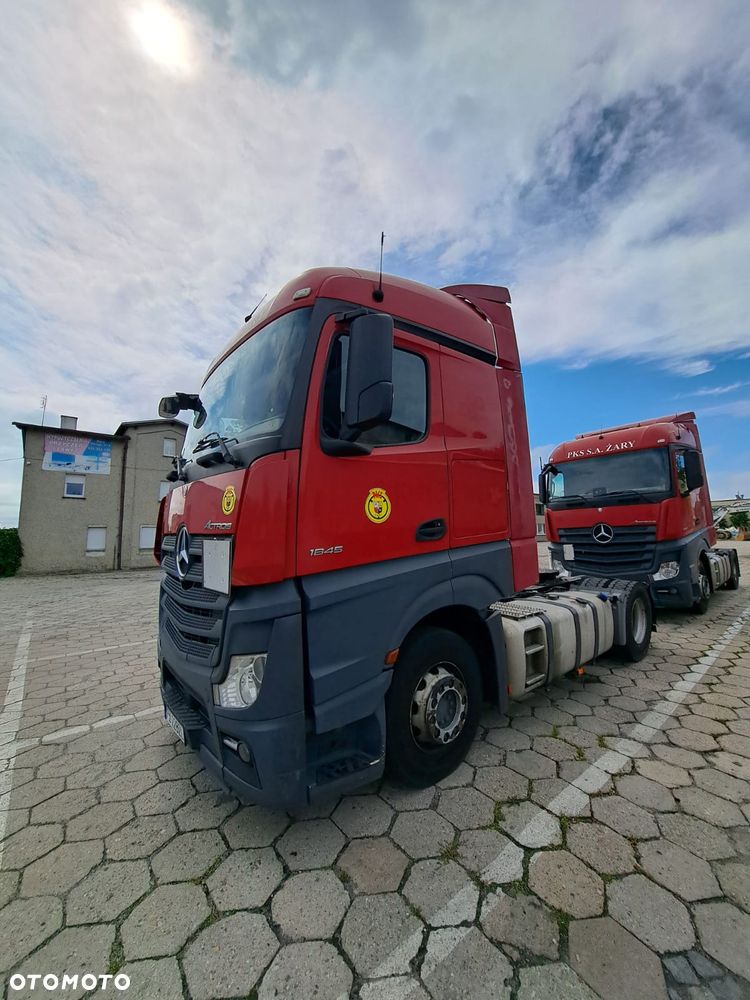 Mercedes-Benz ACTROS - 9