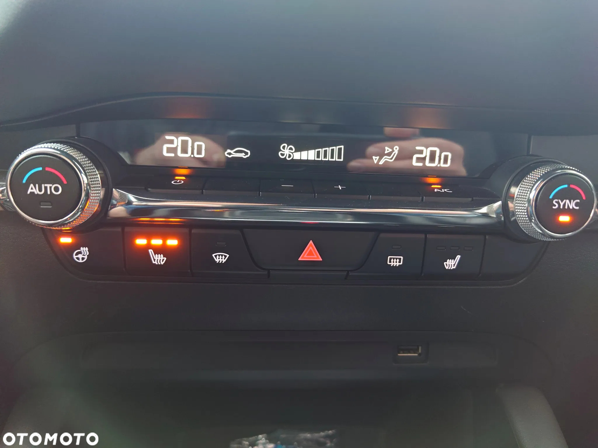 Mazda 3 - 13