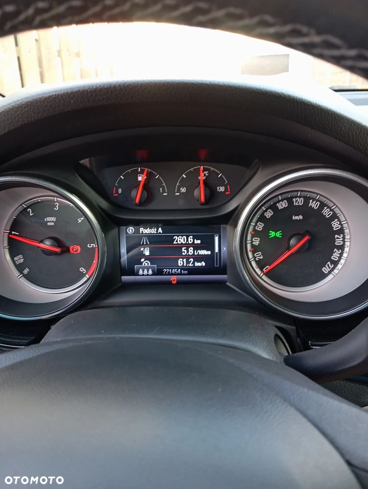 Opel Astra 1.6 BiTrb D (CDTI) Start/Stop Innovation - 3