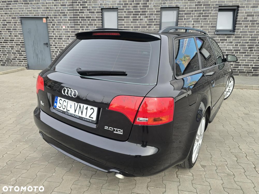 Audi A4 Avant 2.0 TDI DPF quattro - 14