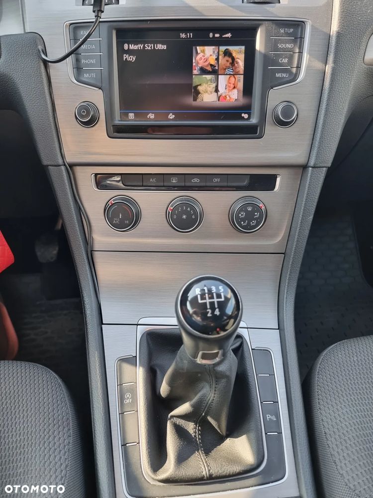 Volkswagen Golf VII 1.6 TDI BlueMotion Trendline - 17