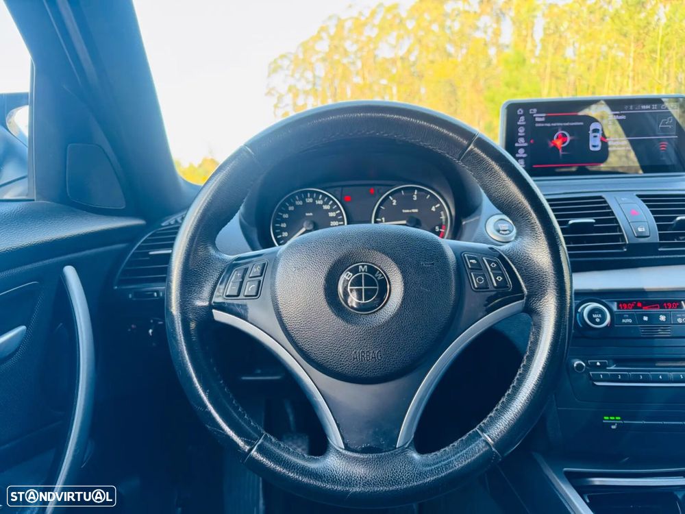 BMW 118 d Line Sport - 23