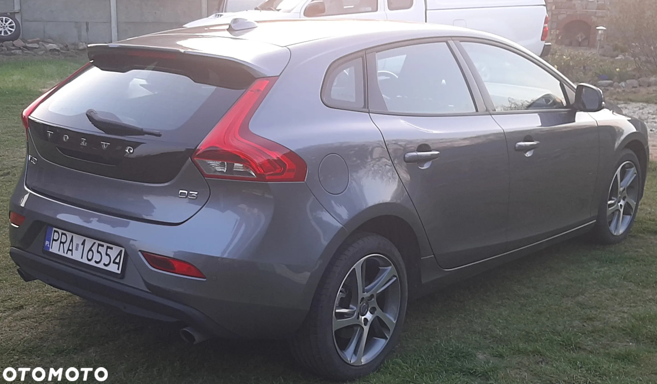 Volvo V40 D3 Drive-E Momentum - 14