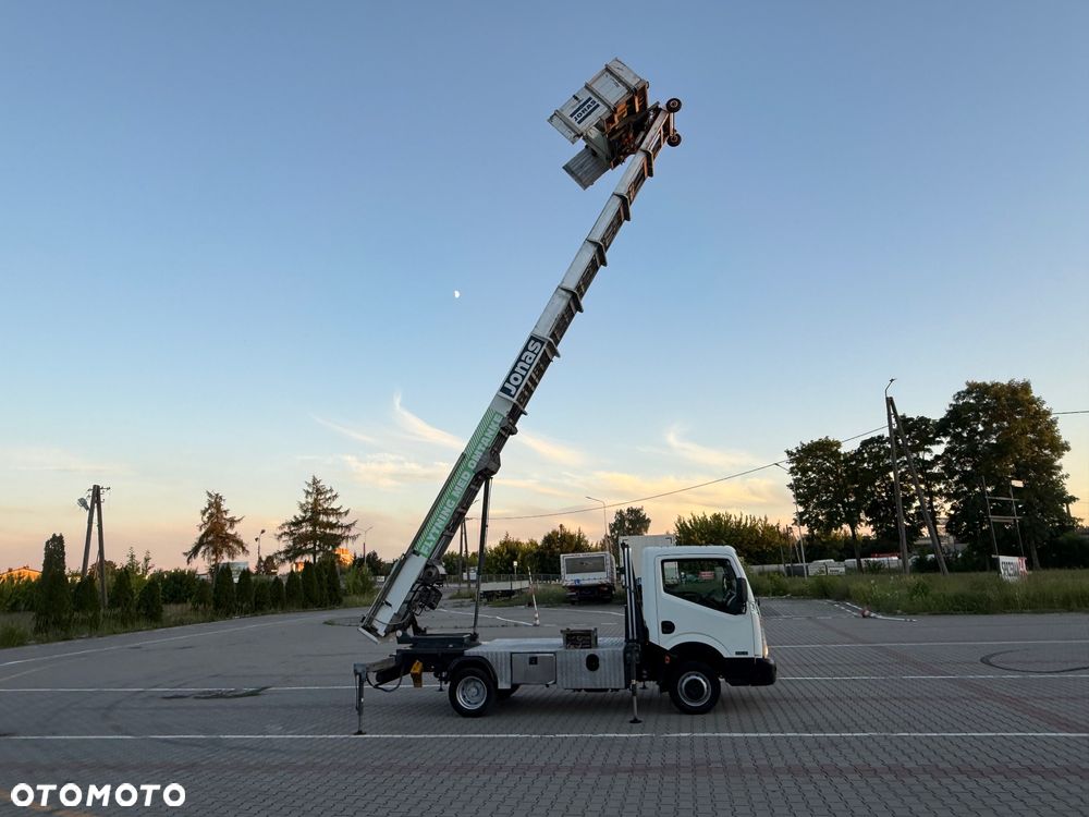 Nissan CABSTAR  2.5  DRABINA - PODAJNIK BOCKER DEKARSKO - MEBLOWY  WYSOKOŚĆ 26 M - 6