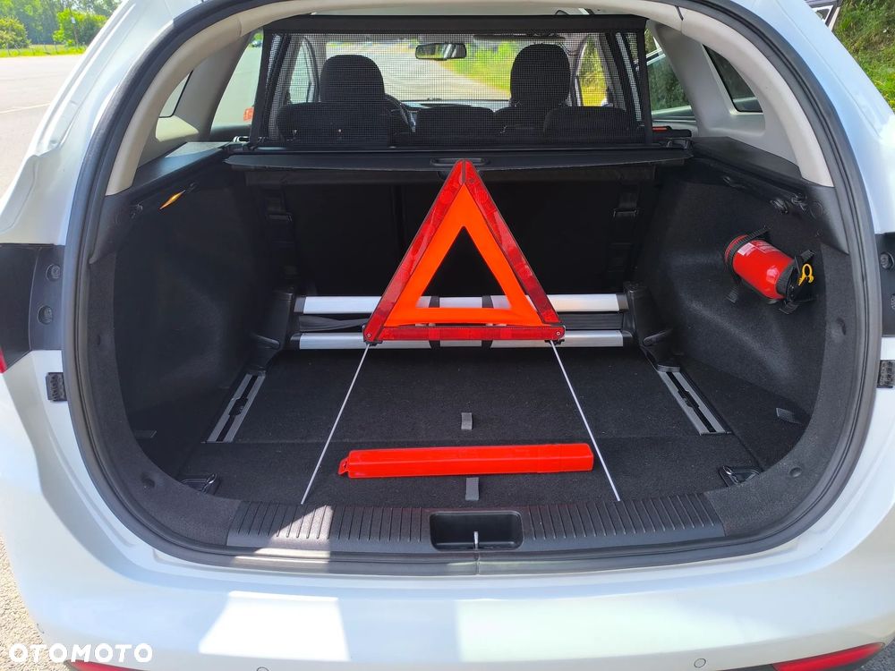 Kia Ceed 1.6 GDI L Business Line - 35