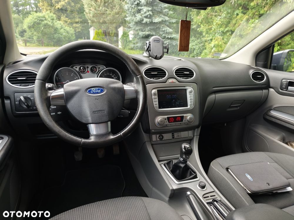 Ford Focus - 8