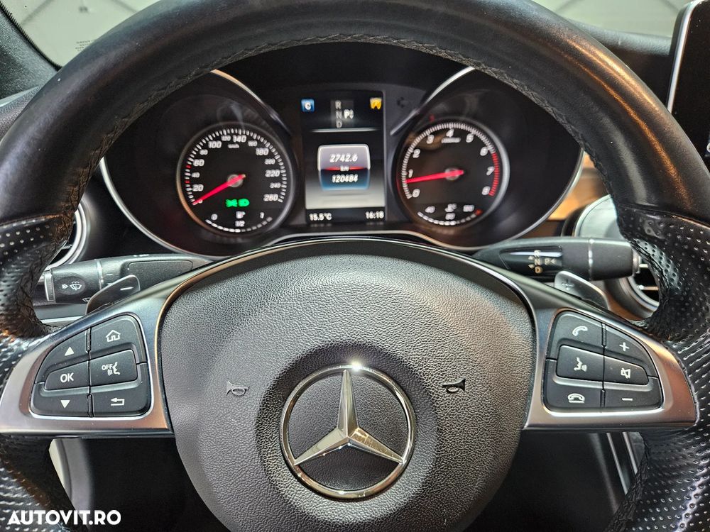 Mercedes-Benz C 180 Coupe 7G-TRONIC AMG Line - 23