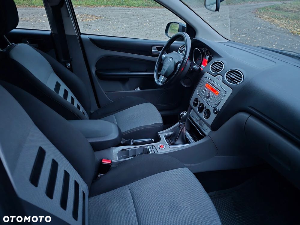 Ford Focus - 18