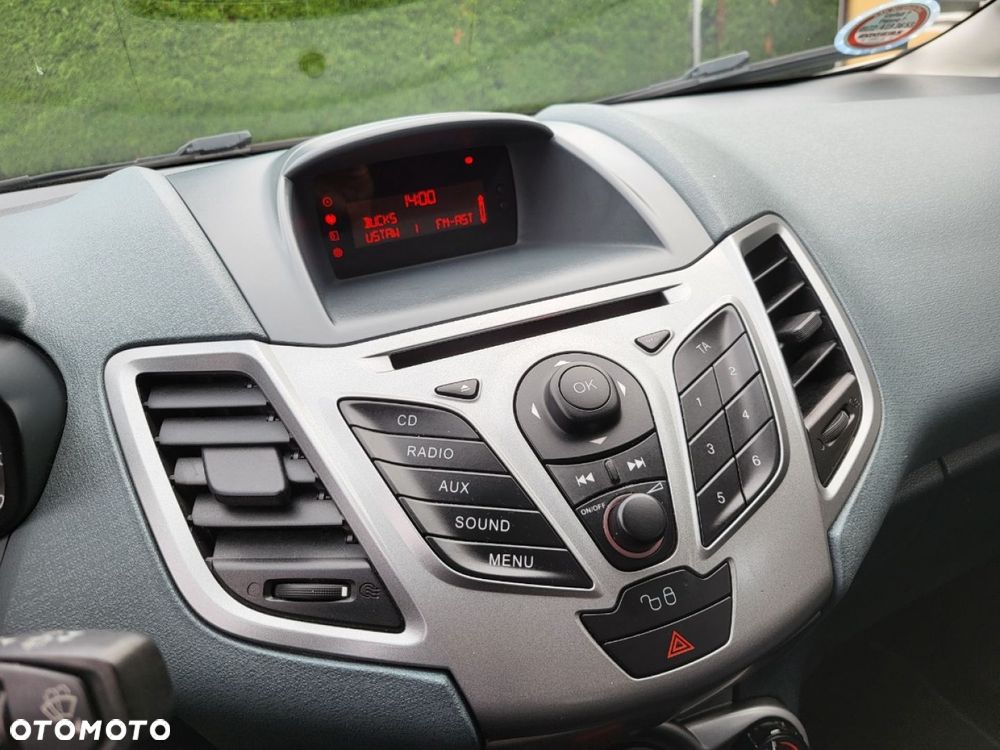 Ford Fiesta - 13