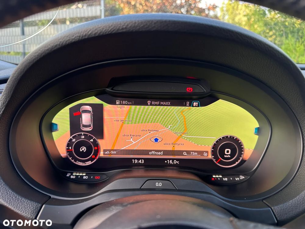 Audi A3 Sportback 2.0 TDI design - 7