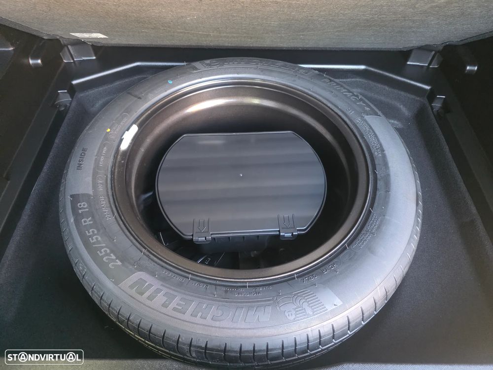 Peugeot 3008 BlueHDi 130 Stop & Start EAT8 Allure - 40