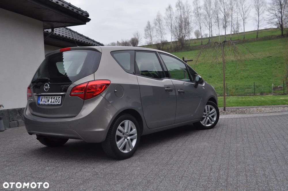 Opel Meriva 1.4 Design Edition - 10