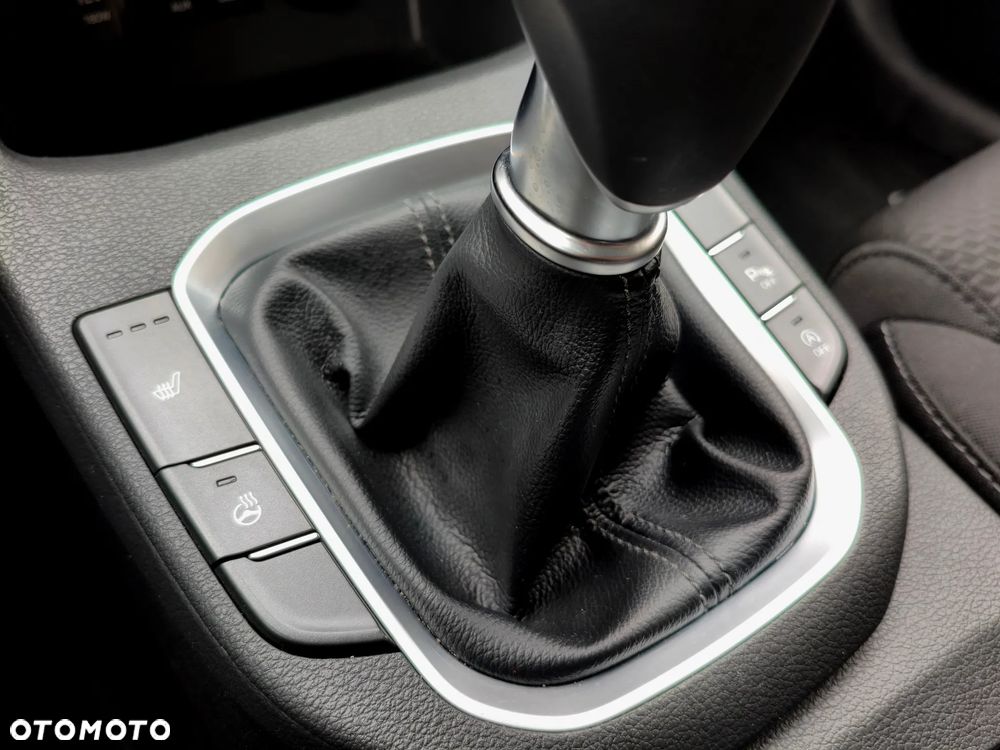 Hyundai i30 1.6 D Comfort - 21