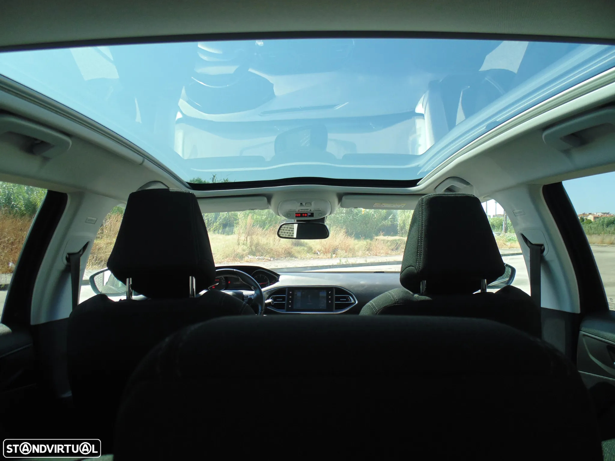 Peugeot 308 1.6 BlueHDi Allure J17 - 17