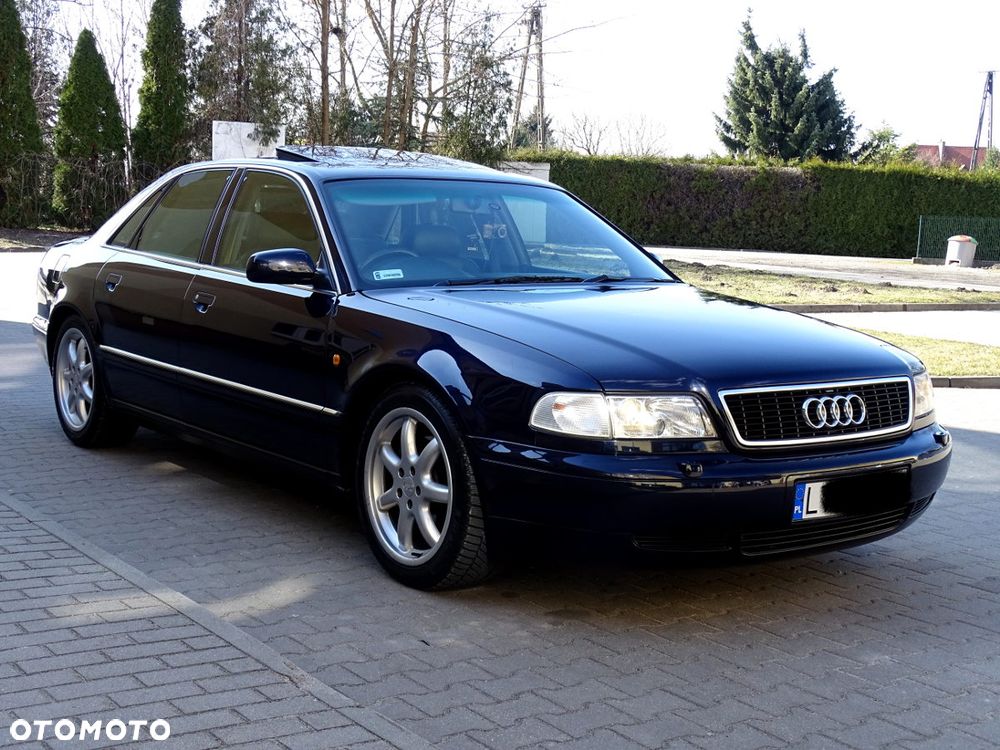 Audi A8 - 3