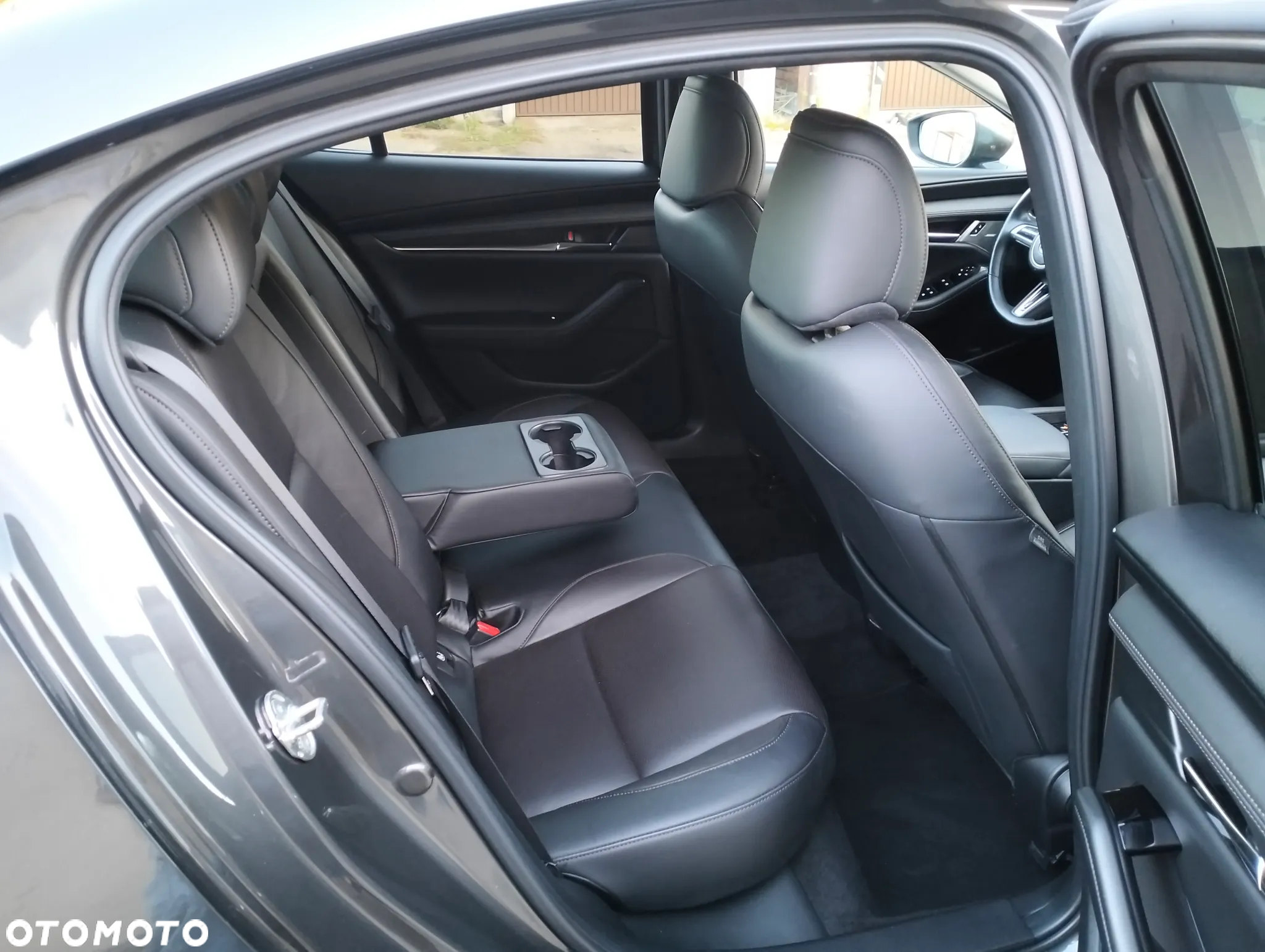 Mazda 3 - 10