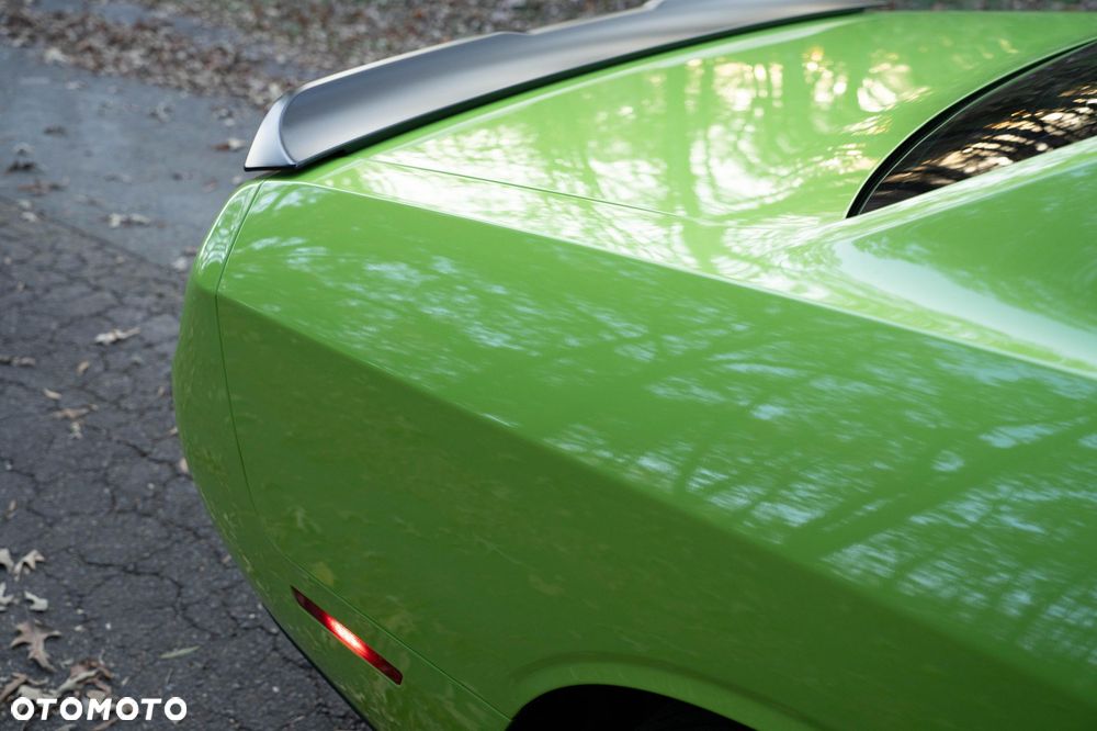 Dodge Challenger 5.7 R/T - 21