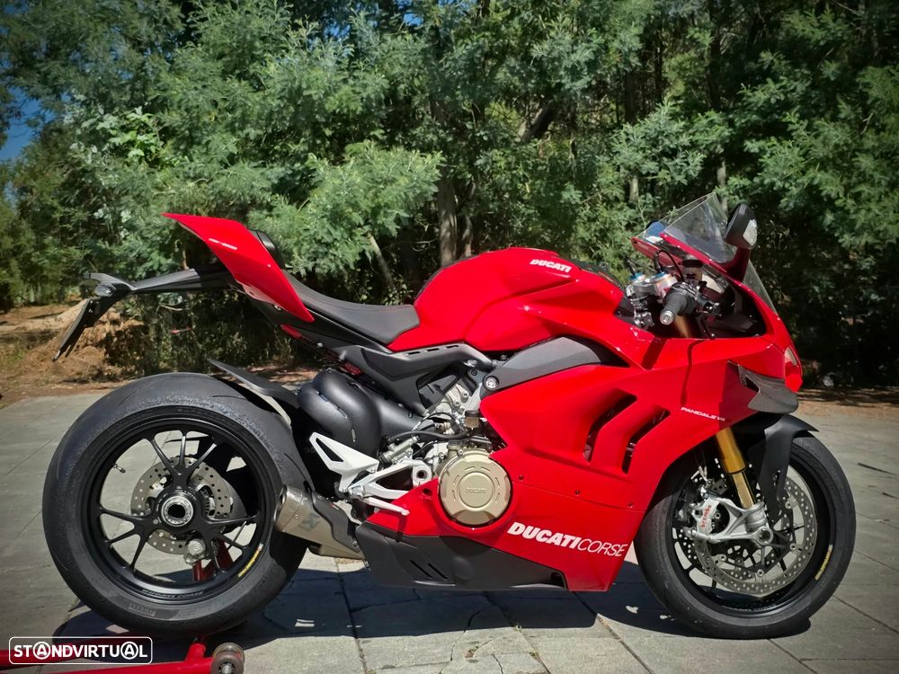 Ducati Panigale V4 S - 4