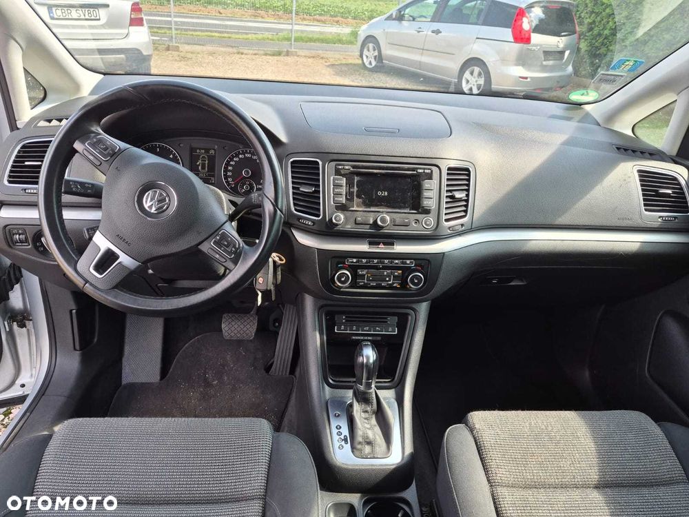 Volkswagen Sharan - 8