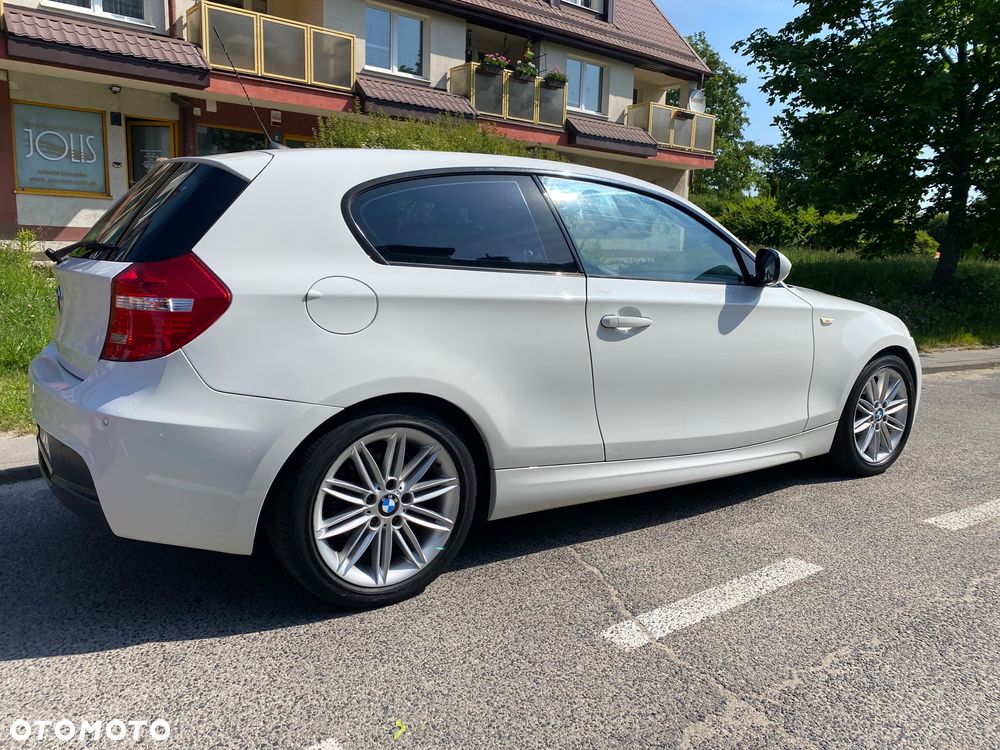 BMW Seria 1 116d DPF - 11