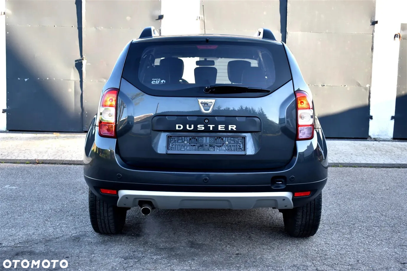 Dacia Duster 1.6 SCe Laureate S&S - 6