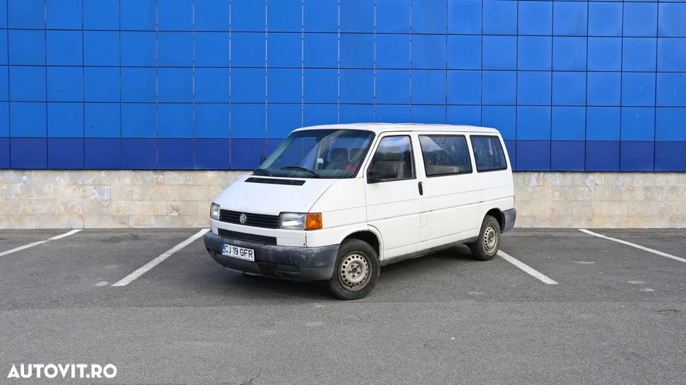 Volkswagen Transporter - 1