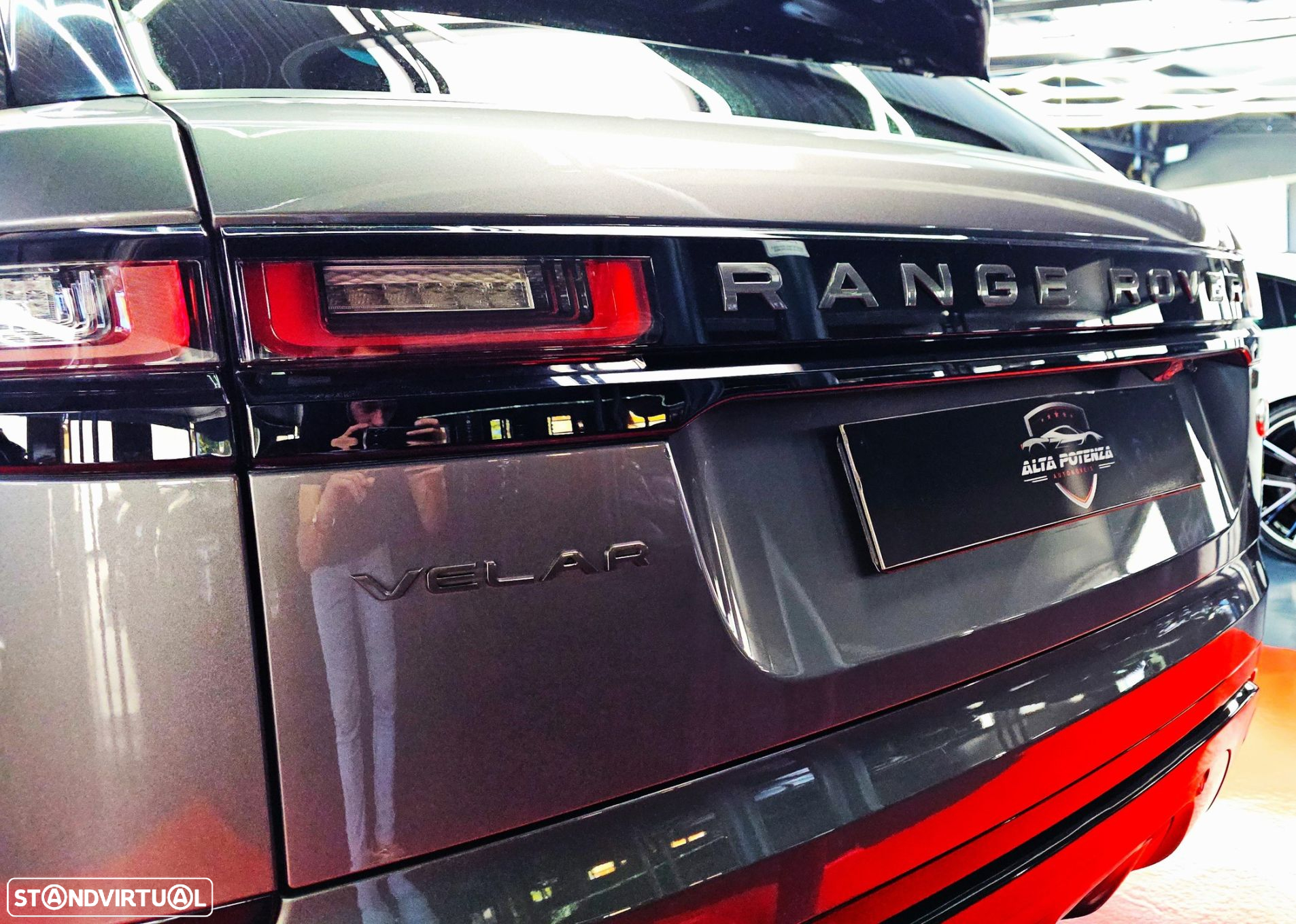 Land Rover Range Rover Velar 2.0 D R-Dynamic S - 8