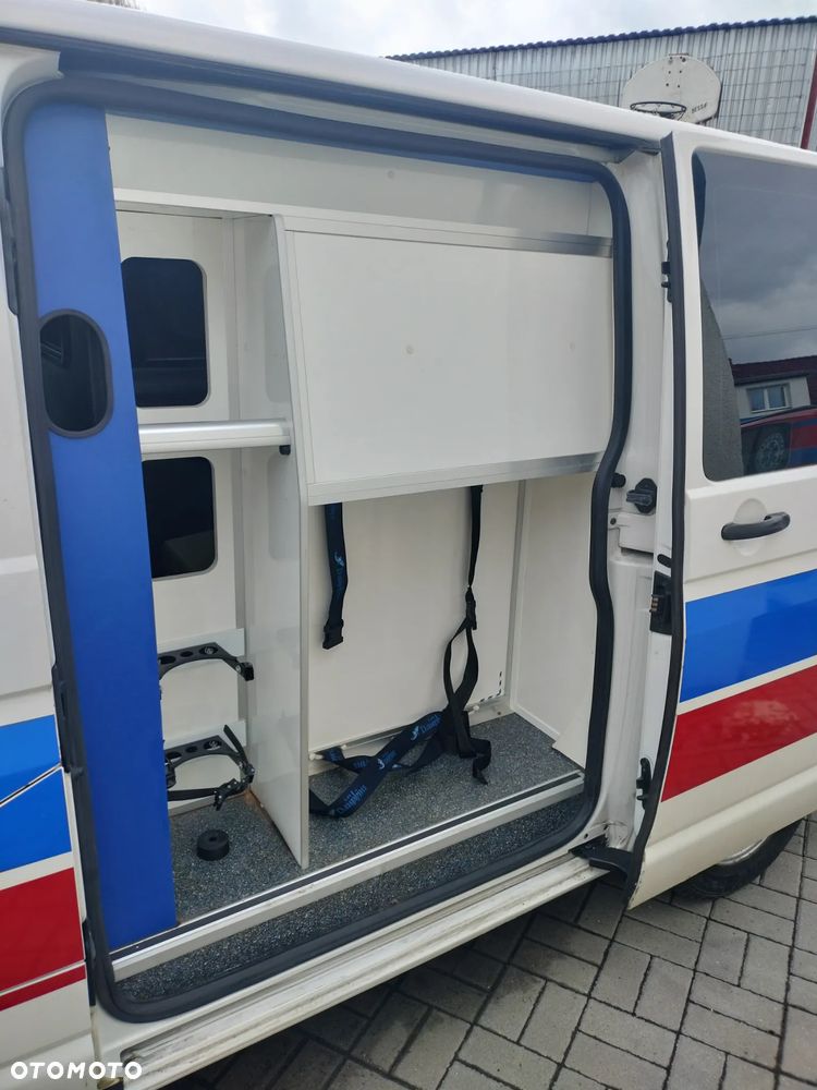 Volkswagen Transporter - 8