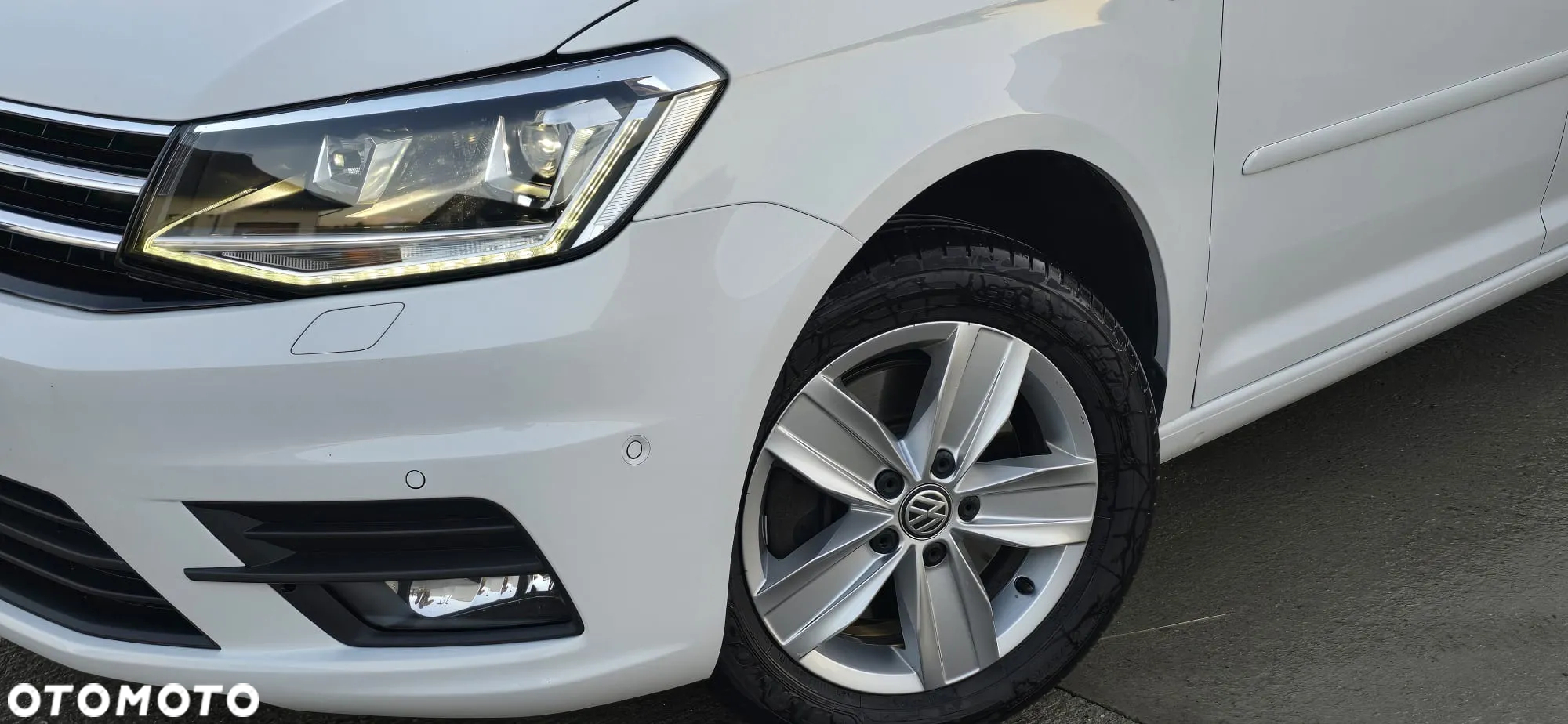 Volkswagen Caddy Maxi 2.0 TDI Comfortline DSG - 30