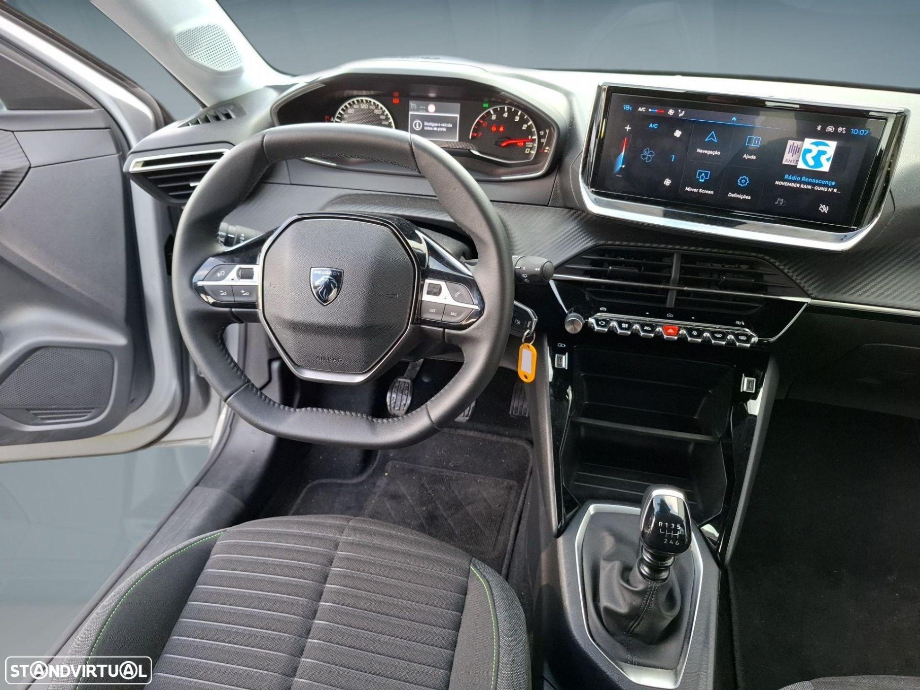 Peugeot 208 1.2 PureTech Active - 17