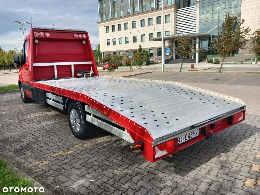 Mercedes-Benz Sprinter - 9