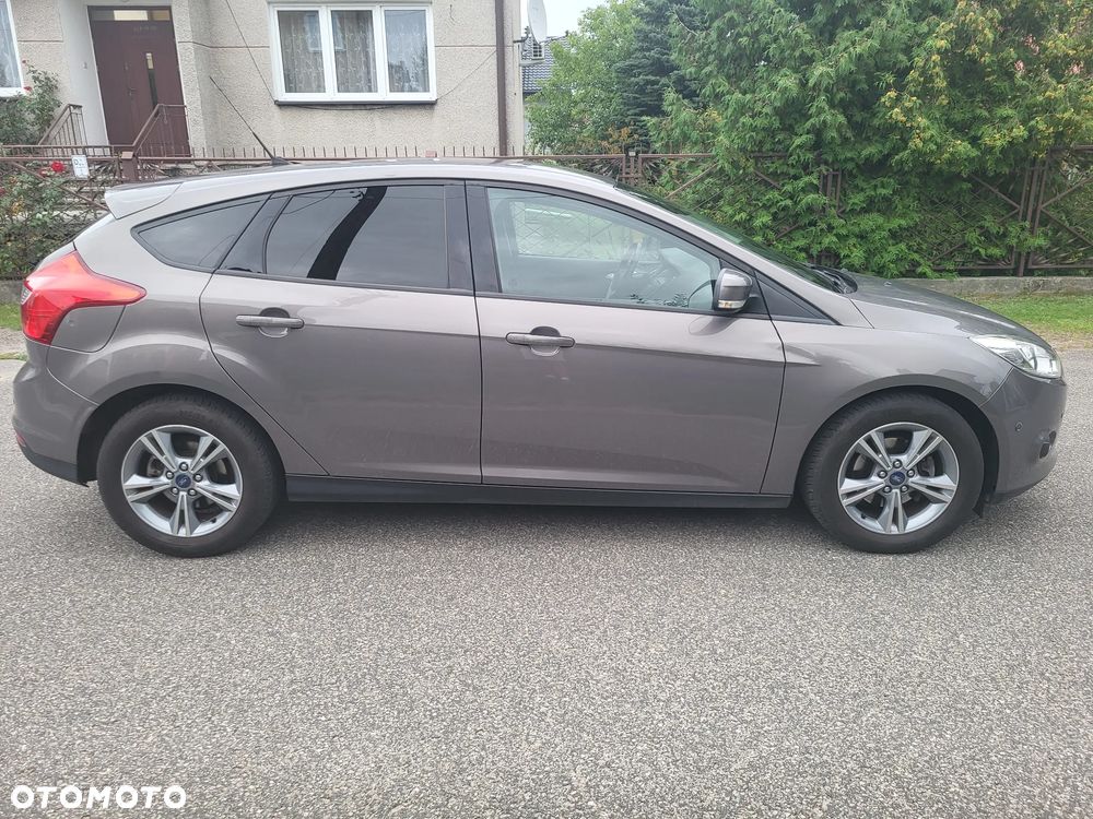 Ford Focus 1.0 EcoBoost Edition - 4