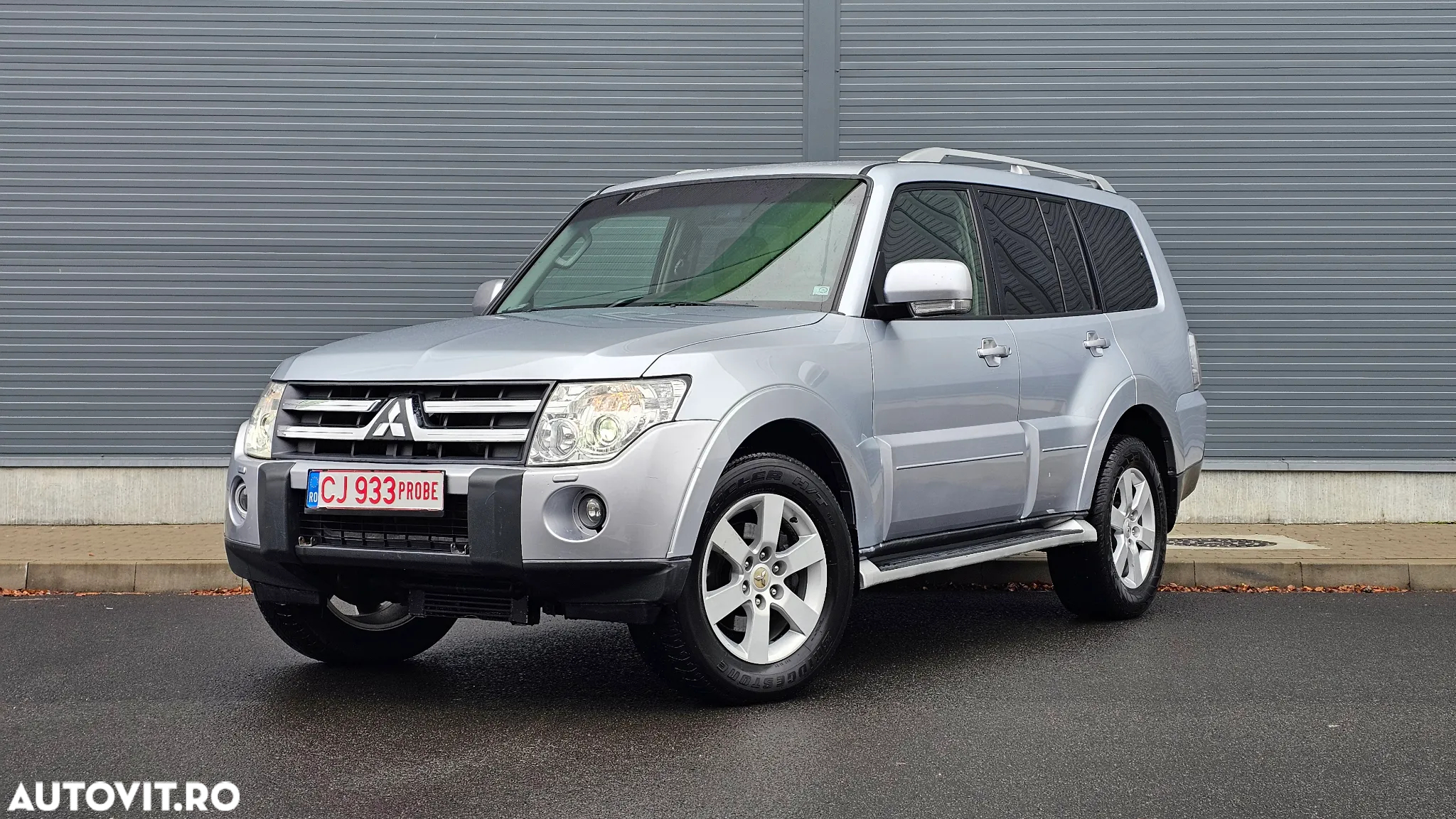 Mitsubishi Pajero LWB 3.2 DI-D Instyle A/T - 26