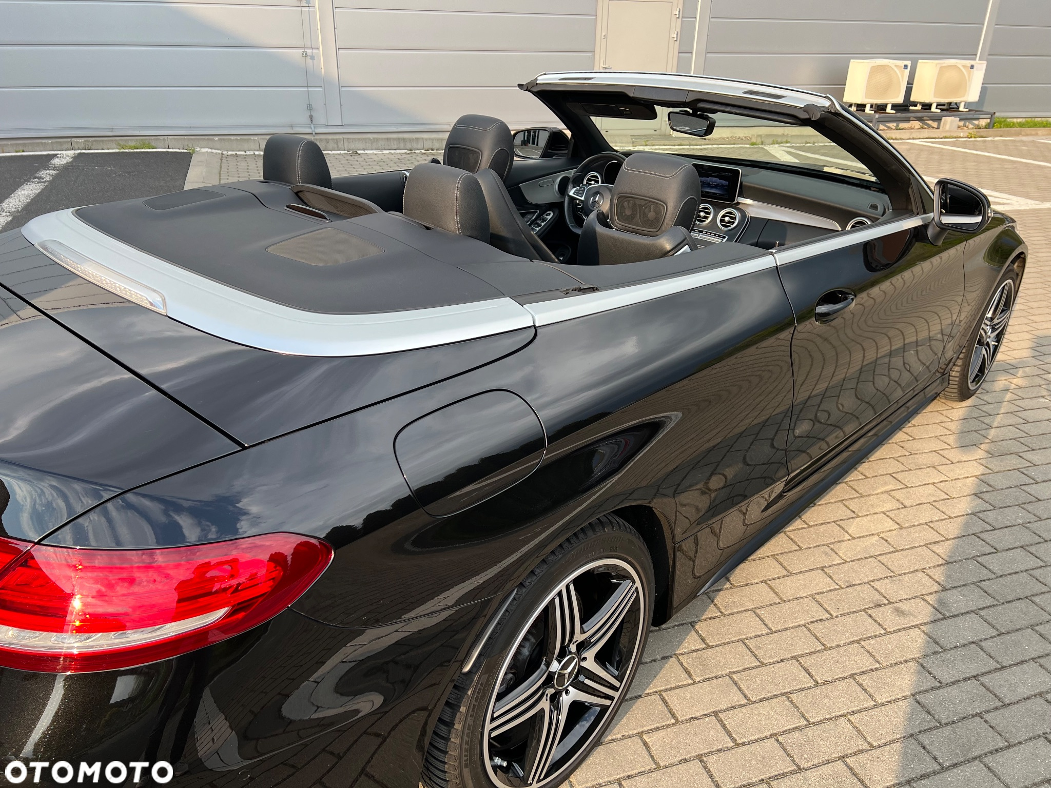 Mercedes-Benz Klasa C 200 Cabrio 9G-TRONIC AMG Line - 5