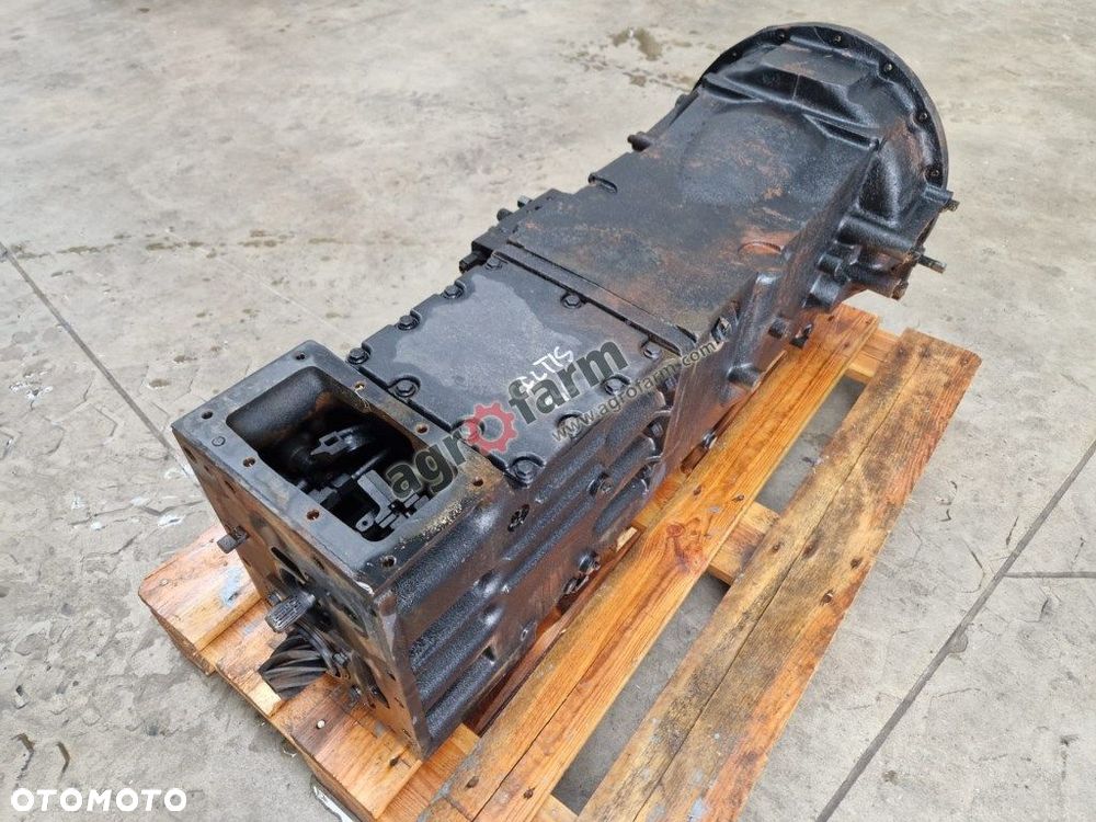 Skrzynia biegów Claas Celtis 446 - 3