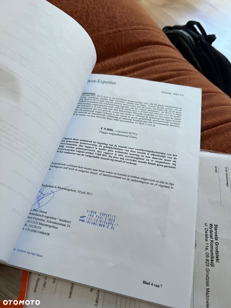 Mercedes-Benz W123 - 33