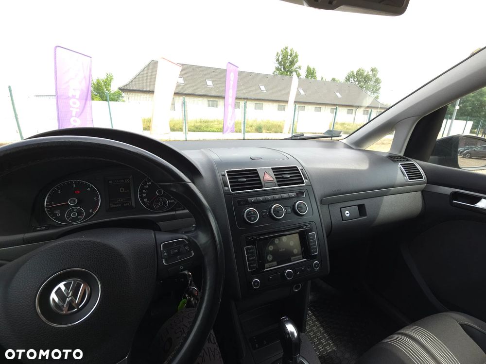 Volkswagen Touran 1.6 TDI DPF BlueMotion Technology DSG MATCH - 30