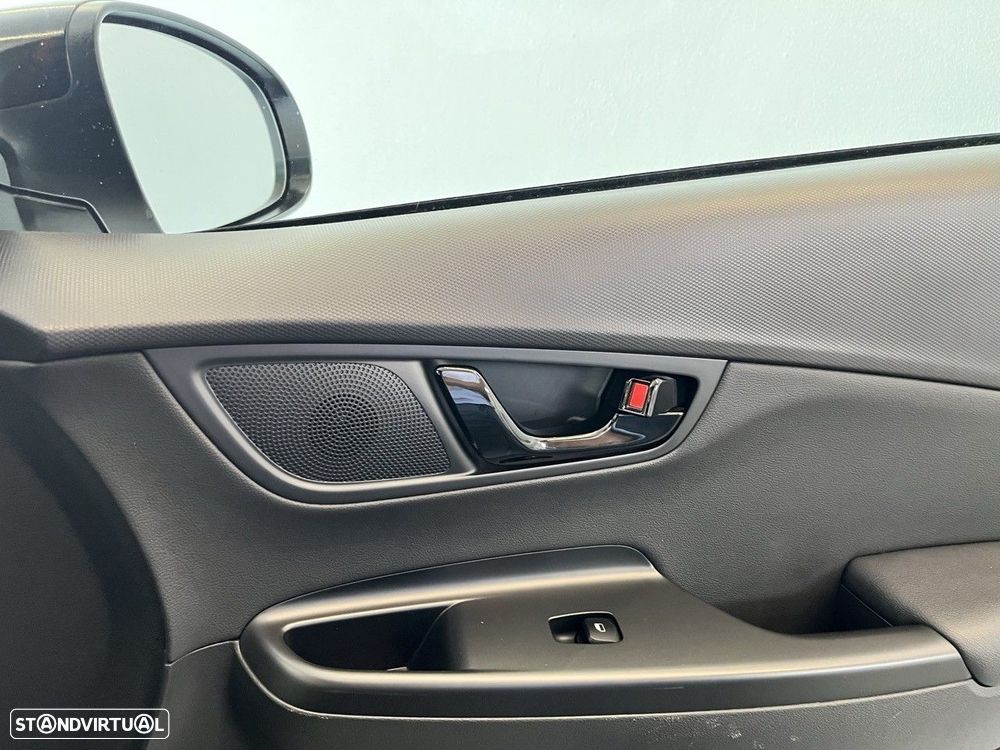Hyundai Kauai 1.0 T-GDi Premium Pele/Tec.Vermelho — fotografia 18