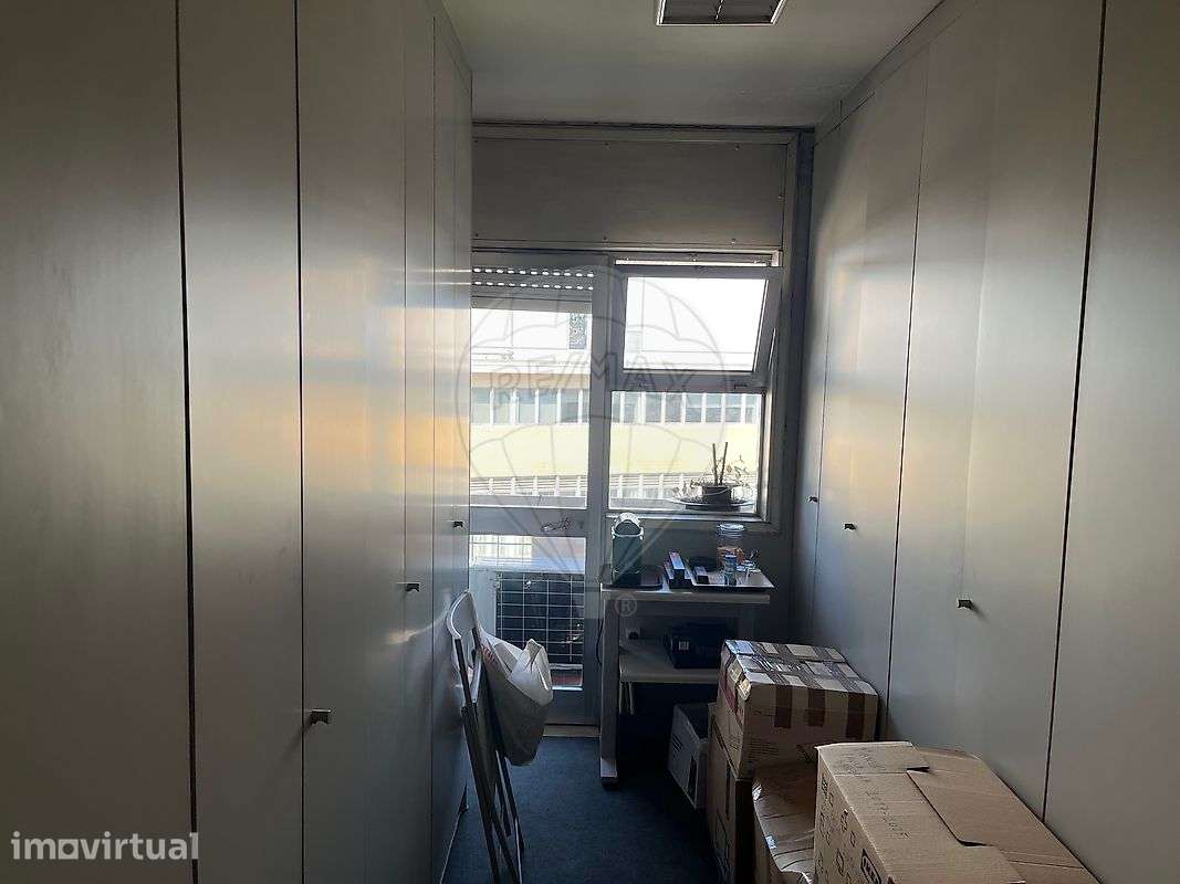 Apartamento T1 para venda - Grande imagem: 2/12