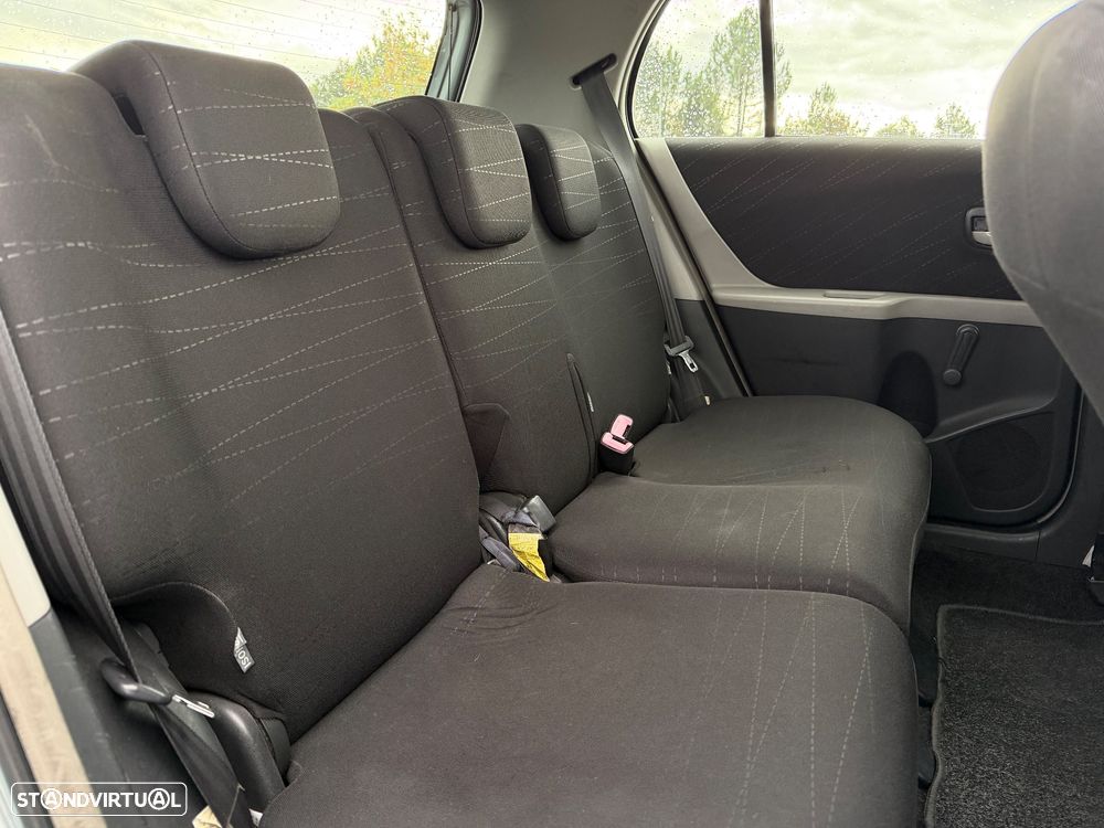 Toyota Yaris 1.0 VVT-i Sol High Pack - 8