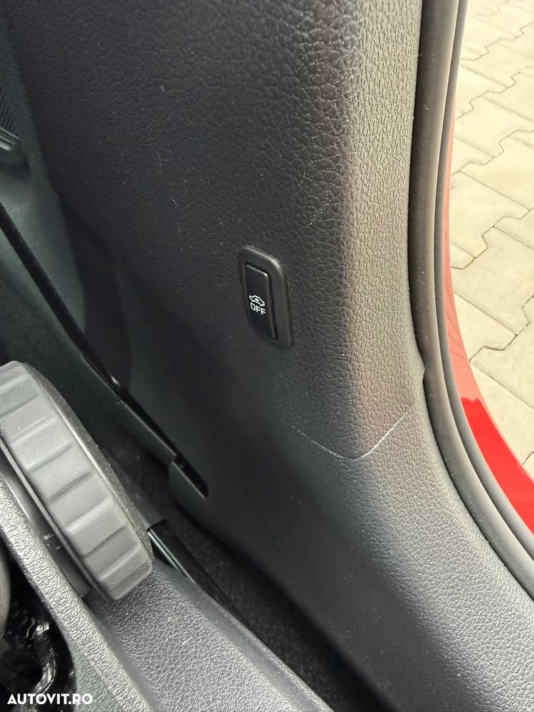 Volkswagen Golf 2.0 TDI (BlueMotion Technology) DSG Highline - 30
